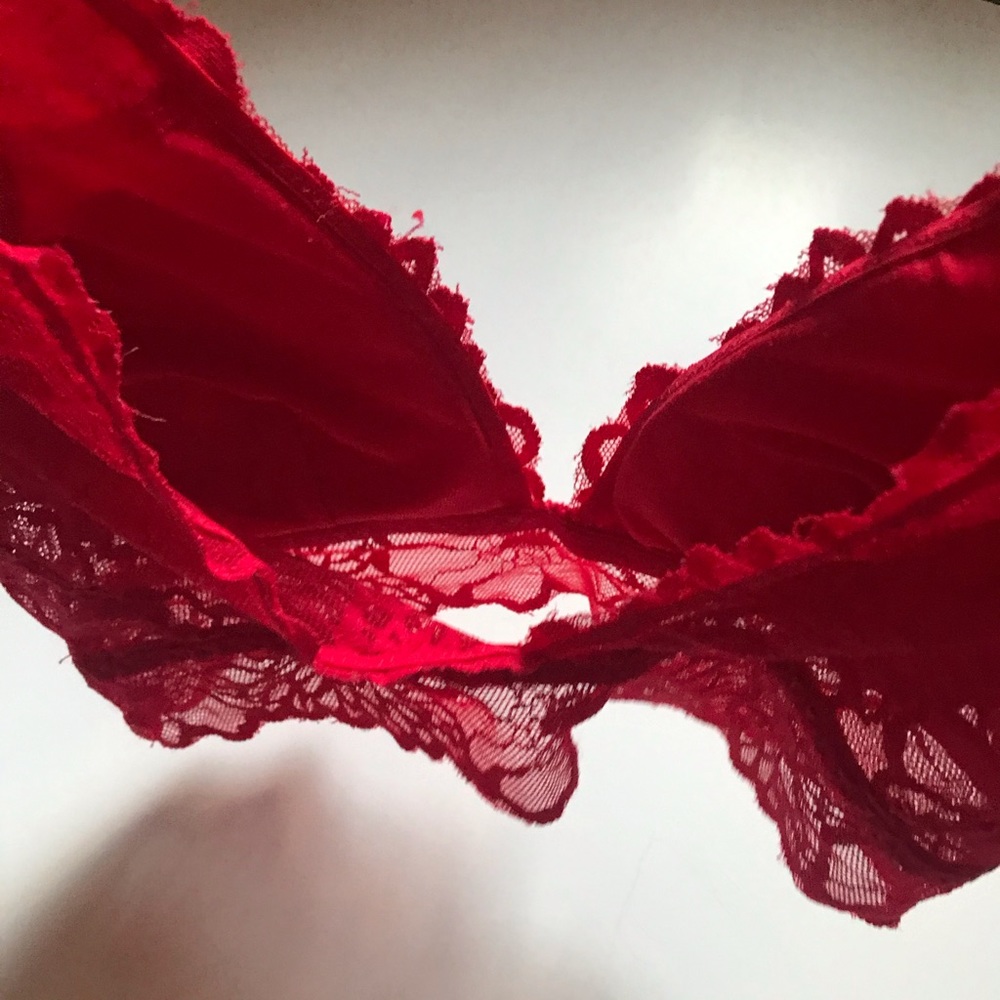 Red bralette - Picture 2 of 3